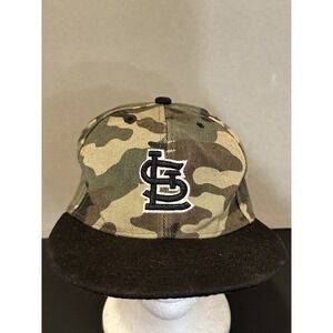 Vintage St Louis Camo SnapBack Hat‎